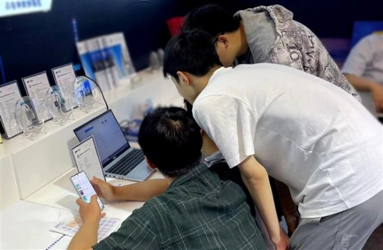 景嘉微國產GPU芯片亮相 低功耗高性能，助力筆記本電腦發展